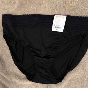 NWT Warners hi cut panties with lace top.